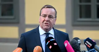 হরমুজে মাইন অপসারণে জাহাজ পাঠাতে পারে জার্মানি